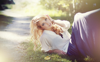 Woman field blonde wings fashion - the ground in a field of grass free wallpaper
