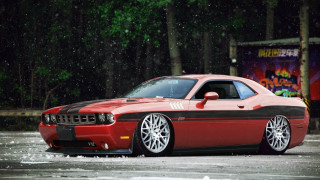 Red car rain parkinglot graffiti - cafer bater free wallpaper