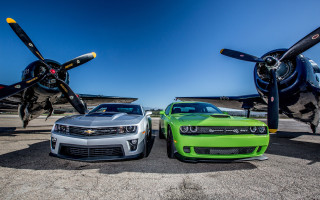 Cars plane precisionism tiltshift vehicle - two car free wallpaper