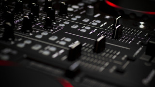 Dj mixer red light shallow - red light free wallpaper
