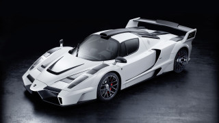 White sports car black stripe 6 - ultra high detail free wallpaper
