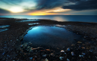 Large puddle rocky beach ocean - a rocky beach next free wallpaper for desktop