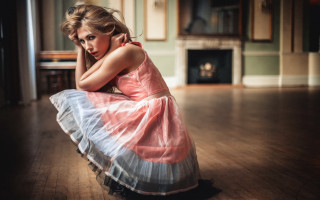 Woman dress wooden floor fireplace - free vintage wallpaper for desktop