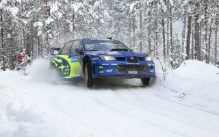 Car snow forest vehicle winter - in a forest area free wallpaper