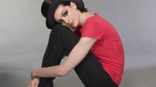 Woman blackhat redshirt pose portrait - red shirt free wallpaper