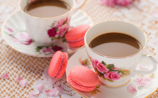 Coffee cups macarons flower roses - two cup of coffee free wallpaper