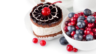 Cake cherry berries white background - a cherry free wallpaper