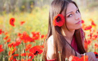 Woman redflowers autumn kimono blurry - red flower free wallpaper