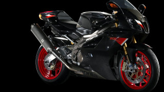 Black motorcycle red rims photorealism - a red rim free wallpaper
