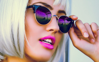 White haired woman sunglasses smile - a white wig free wallpaper