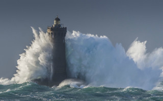 Lighthouse wave ocean sky water - in the ocean free wallpaper