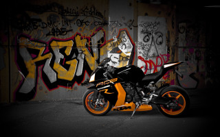 Motorcycle graffiti wall photorealism helmet - a motorcycle free wallpaper