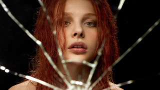 Alice mason redhair greeneyes broken - glass free wallpaper