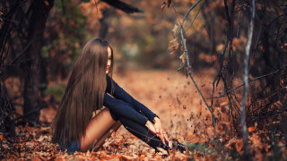 Woman woods wind bird autumn - artur tarnowski free wallpaper
