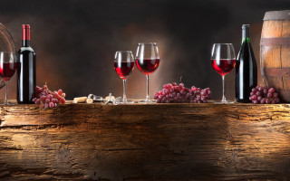 Wine glasses bottle grape barrel - a bunch of grapes free wallpaper