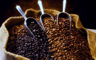 Coffee sack measuring spoons background - spoon free wallpaper