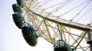 Ferriswheel sky clouds constructivism fisheye - christopher wren free wallpaper