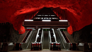 Subway escalators red walls tunnel - free architecture wallpaper