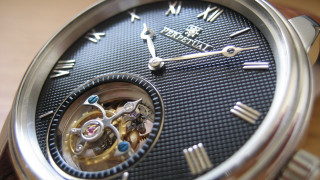 Watch face macro photorealism detailed - exquisite detail free wallpaper