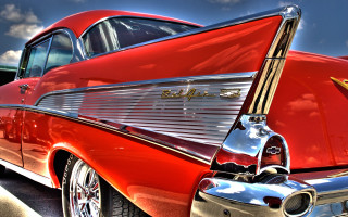 Red classic car hood up - a red classic car free wallpaper