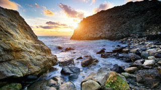 Rocky beach sunset outcropping landscape - a rocky beach free wallpaper