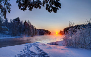 River sunset snow trees water - the foreground and a body of water free wallpaper for desktop
