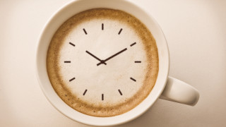 Coffee clock cup white wall - morning free wallpaper for desktop