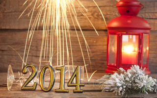 Red lantern sparkler japanese torii - a red light free wallpaper