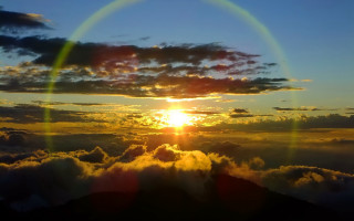 Sunset mountain rainbow halo beach - a halo free wallpaper