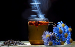 Tea pour flower smoke fireworks - a liquid free wallpaper