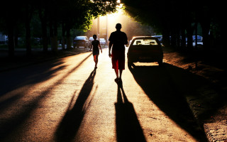 Man walking street car woman - the street free wallpaper