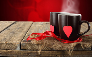 Coffee mugs hearts red ribbon - romantic free wallpaper