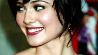 Woman smile reddress blueeyes hyperrealism - a red dress free wallpaper for desktop