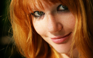 Redhair blueeyes smile woman portrait - red hair free wallpaper