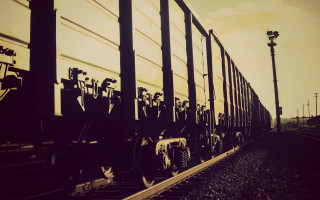 Train streetlight silhouette night cityscape - a pole free wallpaper