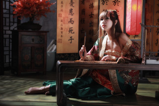 Woman traditional chinese costume bench - traditional free wallpaper