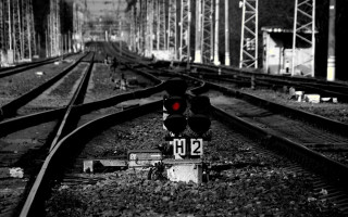 Railroad red light bridge cityscape - high contrast free wallpaper