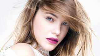 Purple lipstick white shirt rococo - perfect face free wallpaper for desktop