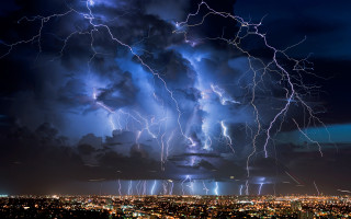 Lightning cloud city night thunderstorm - thunderstorm free wallpaper for desktop