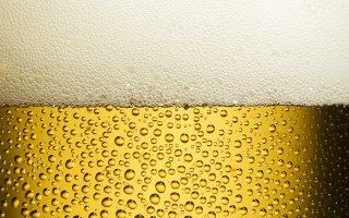 Beer glass waterdrops yellow white - adolf bierbrauer free wallpaper
