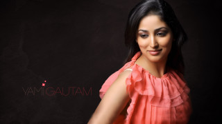 Woman pink dress black background - the right side of the image free wallpaper