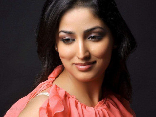 Pink dress smiling sculpture ella - ella guru free wallpaper