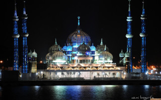 Large building lights night bridge - aya goda free wallpaper