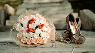 Bouquet roses shoes wooden floor - photorealistic imagery free wallpaper