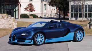 Blue bugatti road house fence - a blue bugatti free wallpaper