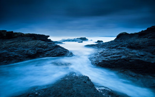 River ocean rocks night matte - rock free wallpaper