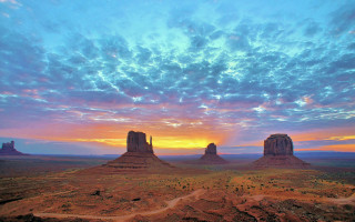 Desert sunset mountains clouds landscape - a few mountain free wallpaper for desktop