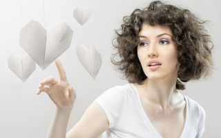 Woman pointing heart mobile curly - string free wallpaper