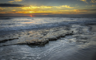 Beach waves sunset clouds matte - the shore and a sunset in the background free wallpaper