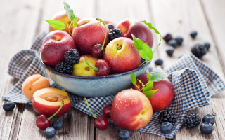 Bowl of fruit blueberries peaches - blueberry free wallpaper